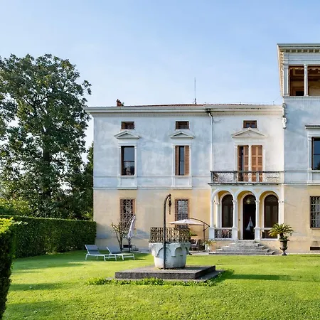 Villa Liberty Venezia - Dimora Storica Vicino Venezia - Jacuzzi, Gardens, Parking Mira