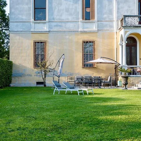 Liberty Venezia - Dimora Storica Vicino Venezia - Jacuzzi, Gardens, Parking Apartamento *
