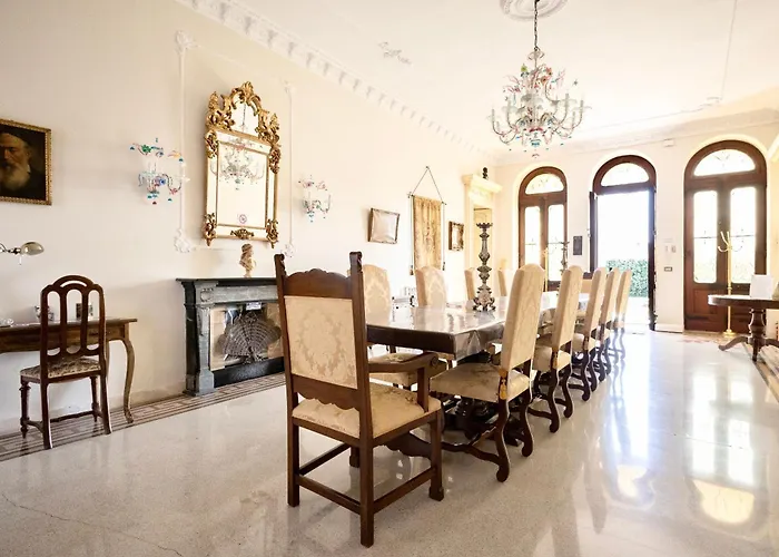 Liberty Venezia -jacuzzi, Gardens, Parking - Dimora Storica A 20km Da Venezia Daire Mira