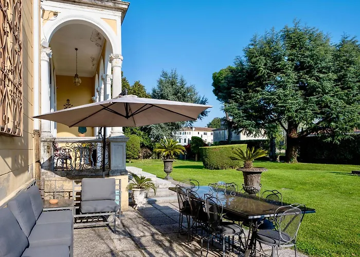 Daire Liberty Venezia -jacuzzi, Gardens, Parking - Dimora Storica A 20km Da Venezia Mira
