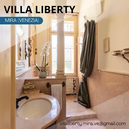 Liberty Venezia -jacuzzi And Gardens- Dimora Storica A 20km Da Venezia Апартаменты